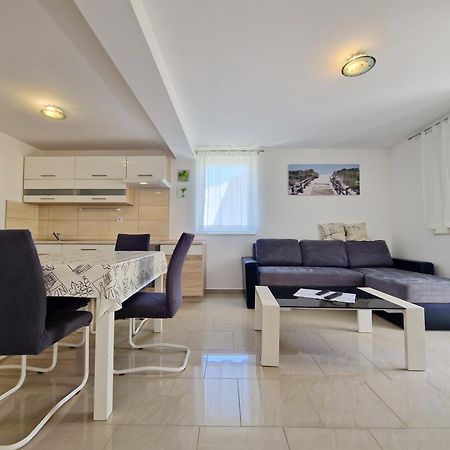 Apartment Slabek Baška Exterior foto